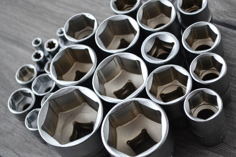 Socket Wrench and Fastening Tools